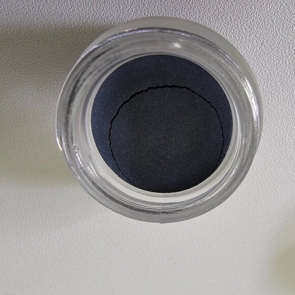 Younique Splurge Cream Shadow Ferocious - Picture 8 of 8